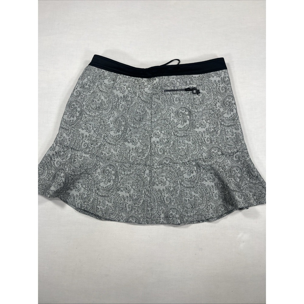 Q Mack Women's Small Skirt Black‎ White Paisley Print Lined Back Zip Casual
